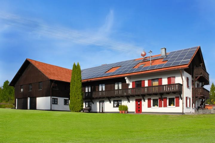 Komfort Bauernhaus im Grünen für viel Raum bis 15 Personen