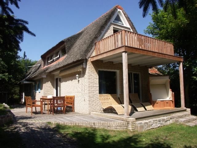 Luxusferienhaus landhaus carpe diem mit pool, sauna & zaun