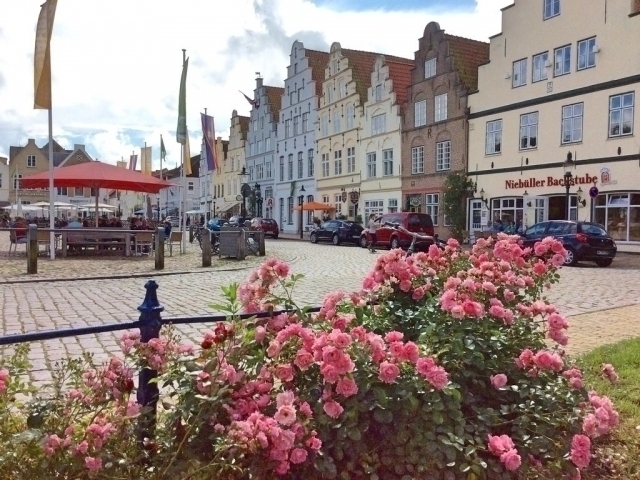 Ferien Mit Hund Im Stadtdenkmal Westcoast Nordsee Obstgarten Zaun 