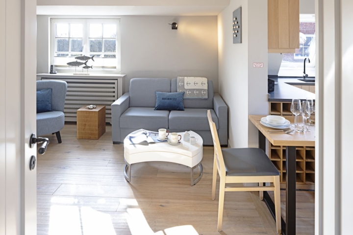 Modernes Appartement im Obergeschoss für 2 Personen mit Balkon.