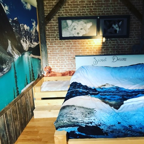 Schlafzimmer 1