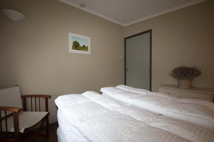 Schlafzimmer mit Doppelbett