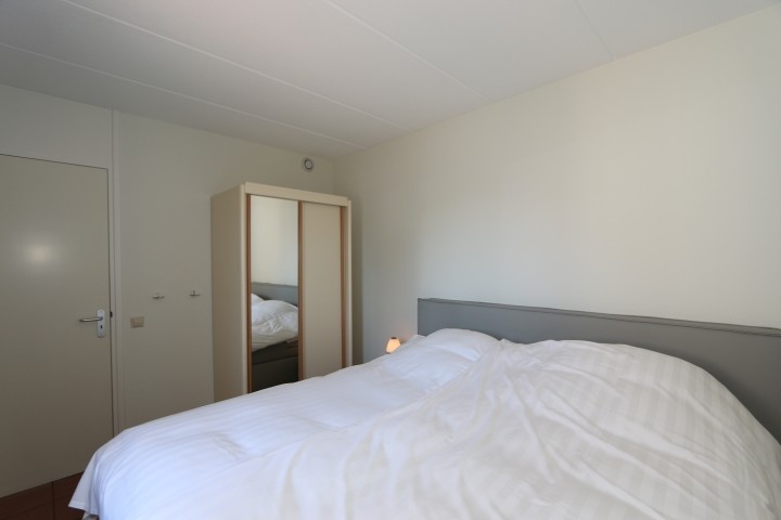 Schlafzimmer mit Doppelbett