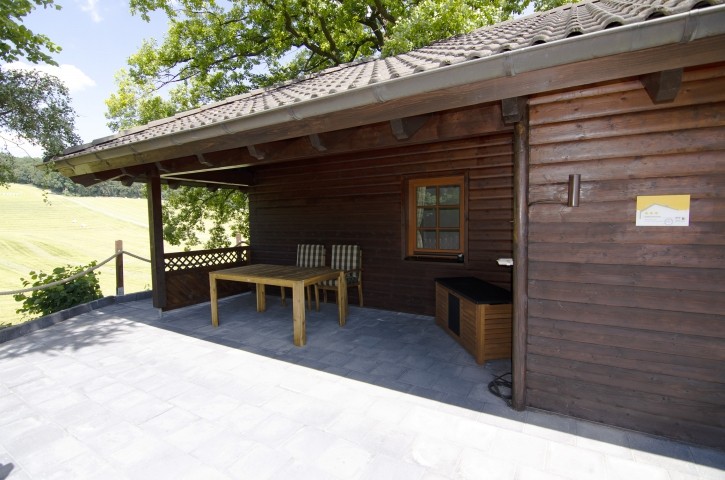 überdachte Terrasse