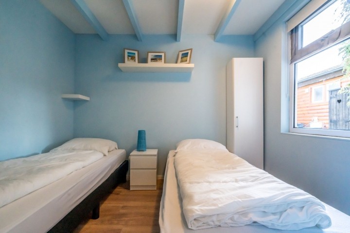 Schlafzimmer 2 in der Gästewohnung (2 Betten von 90x210)