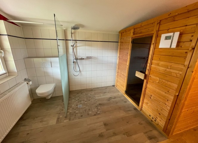 Duschbad mit Sauna