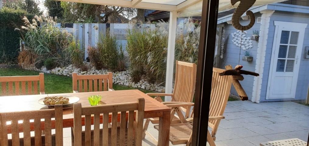 Möblierte Terrasse