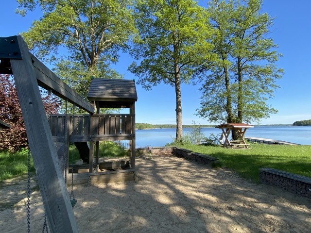 Spielplatz an der Dorfbadestelle 