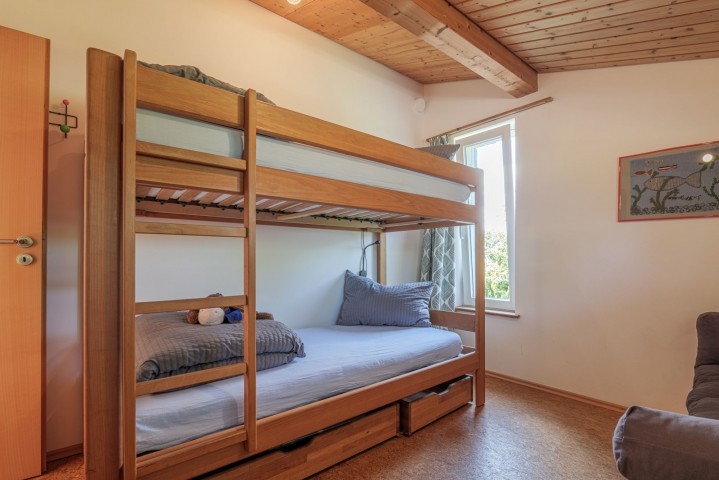 Schlafzimmer mit Etagenbett