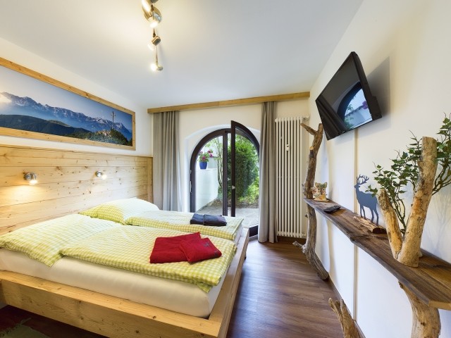 Schlafzimmer 2