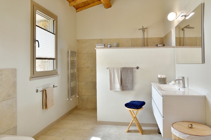 Bad mit Dusche