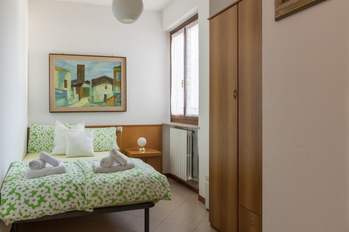 2. Schlafzimmer