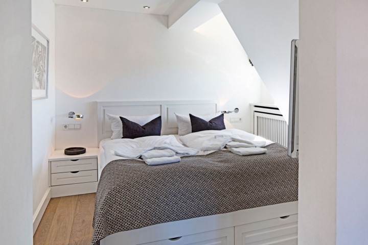 Schlafzimmer eins  im 1 OG