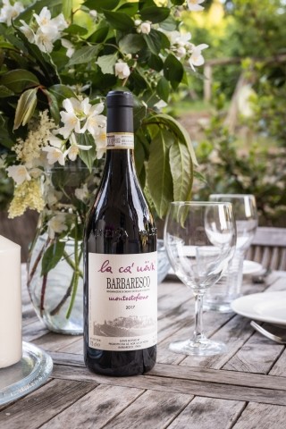 Ein guter Tropfen darf nicht fehlen, wenn Barbaresco und Barolo zu den lokalen Spezialitäten gehören