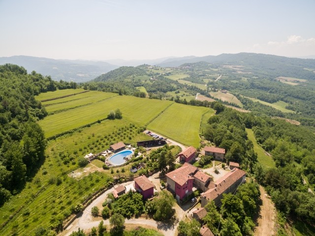 Cascine Crema: das ganze Gehöft von oben, Casa Staccata ganz "hinten"