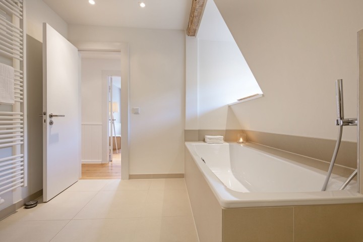 Badezimmer eins