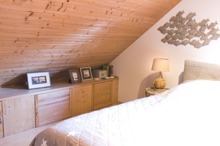 Schlafzimmer m. Boxspringbett