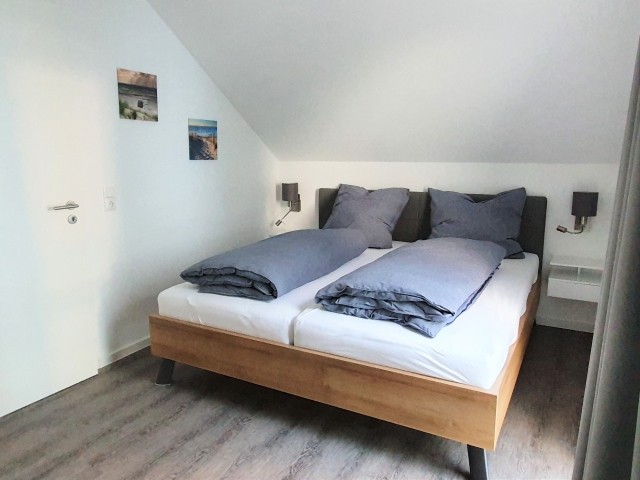Schlafzimmer DG