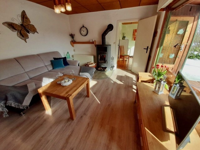 Wohnzimmer mit Panoramafenster