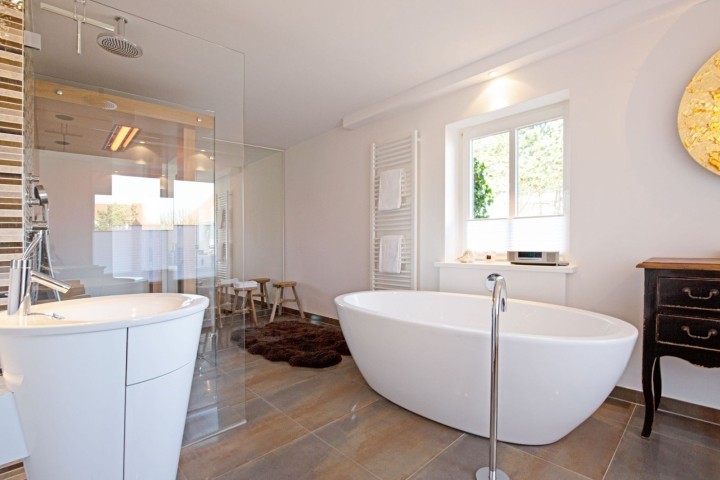 Badezimmer eins