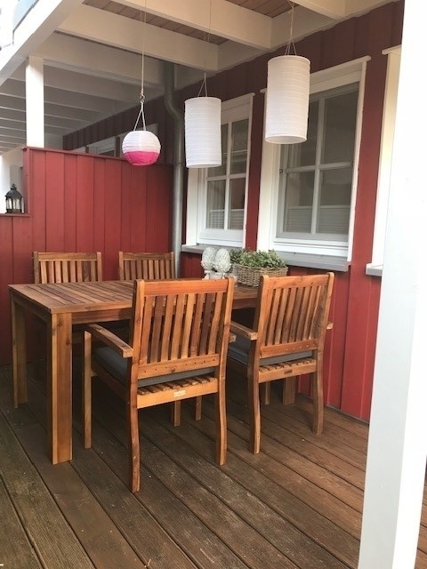 Frühstücken Sie draußen 