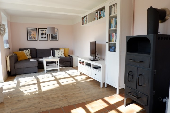 Wohnzimmer mit Kaminofen