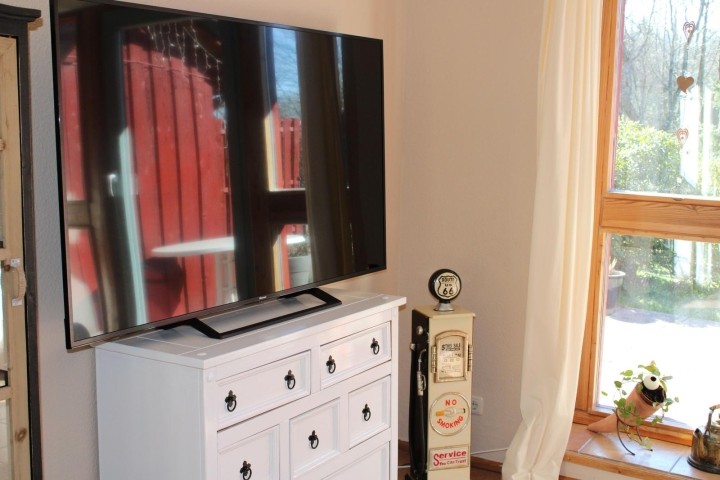65 Zoll Smart-TV