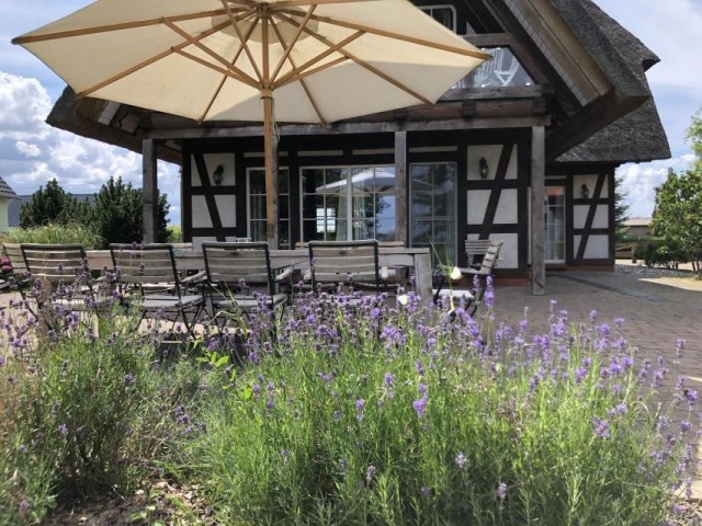 Einladende Terrasse für alle Gäste