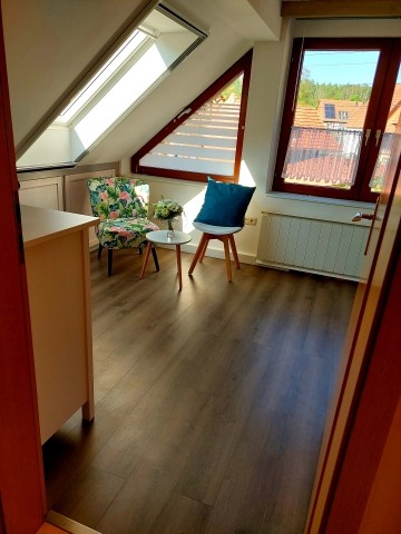 Zimmer zur Straße