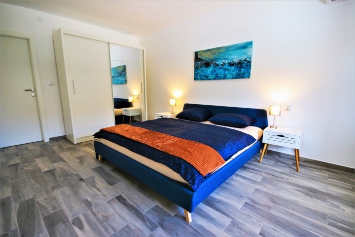2. Schlafzimmer EG