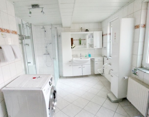 Badezimmer Erdgeschoss