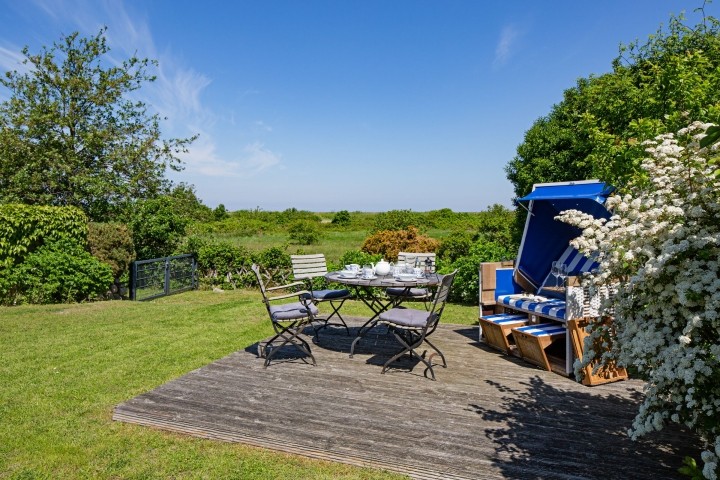 Terrasse eins