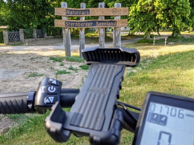 Unterwegs mit dem Fahrrad im Naturpark Sternberger Seenland