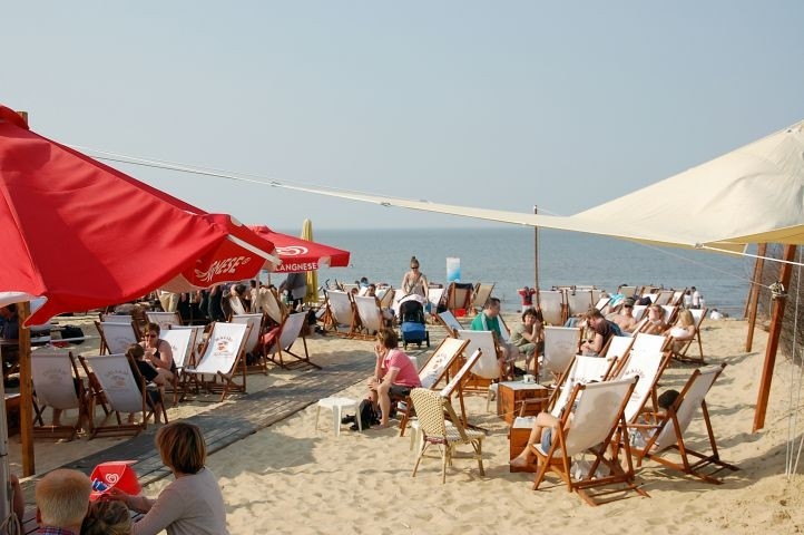 Die beliebte Duhner Beachbar (Cocktails, Eis, Snacks..)