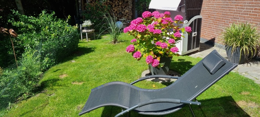 Garten zur Ferienwohnung Möwennest