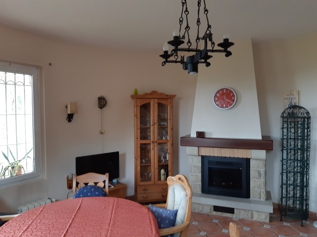 Wohnraum mit Kamin