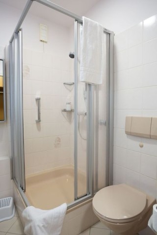Dusche   WC