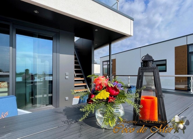 Aufgang zum Sonnendeck - stairs to the sun deck