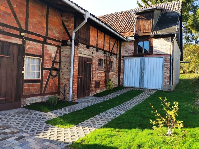 Hof mit Stellplatz