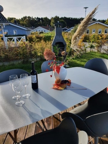 Terrasse mit Grillkamin