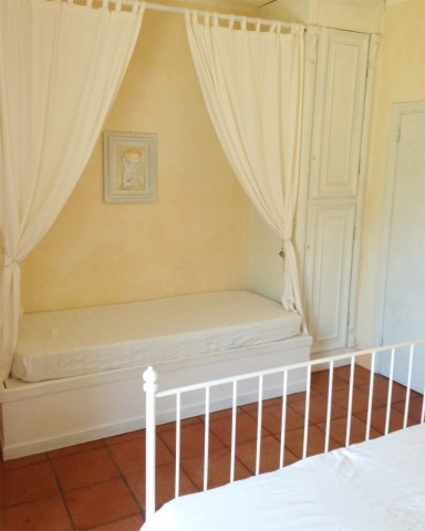 Im Dreibettzimmer