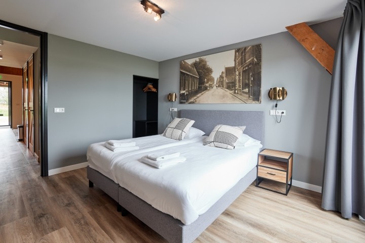 Schlafzimmer unten