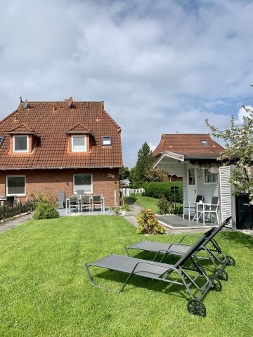 Haus und Gartenansicht