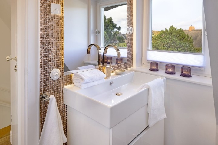 Badezimmer eins