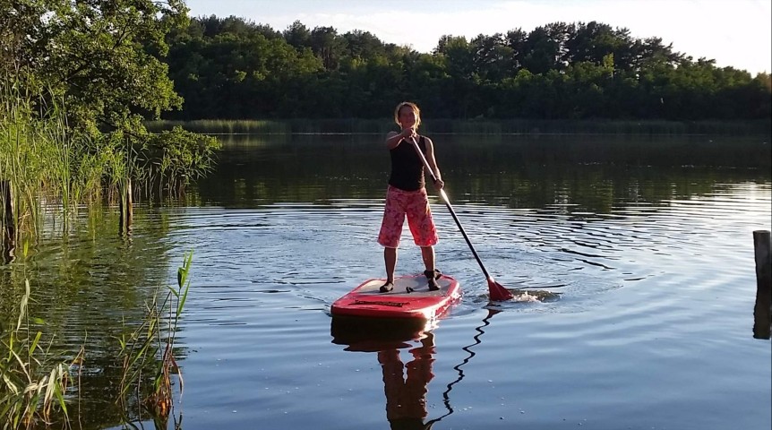 Bootsverleih im Ferienhof: SUP- festes Board! sehr kippstabil, prima auch für Anfänger geeignet