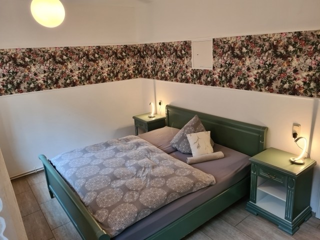 Schlafzimmer 2