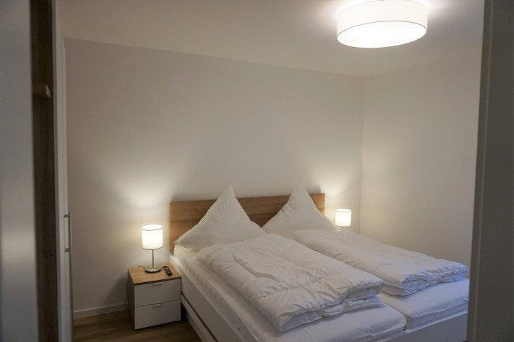 2. Schlafzimmer