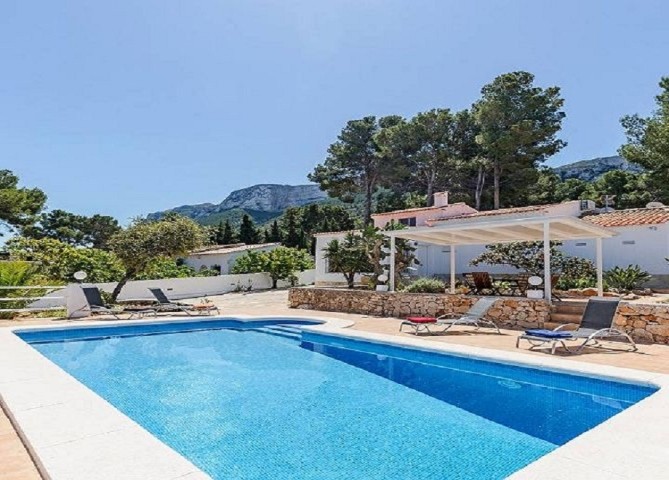 Poolterrasse