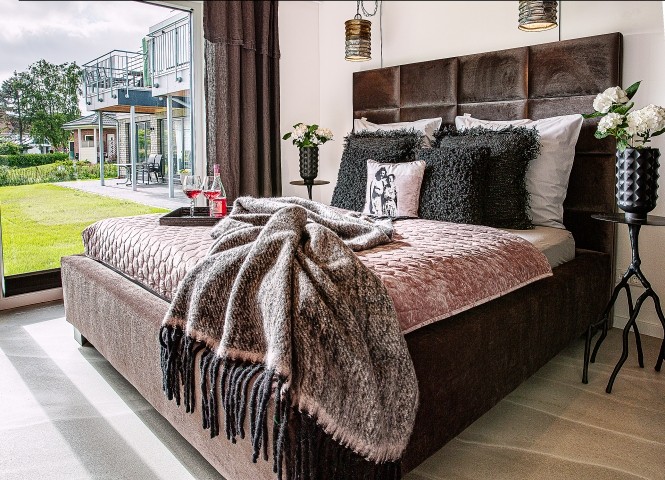 Schlafzimmer mit TV