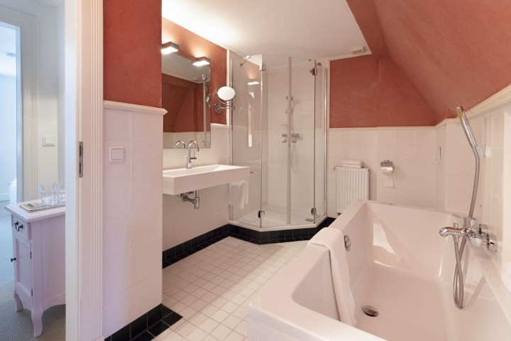 Badezimmer zwei
